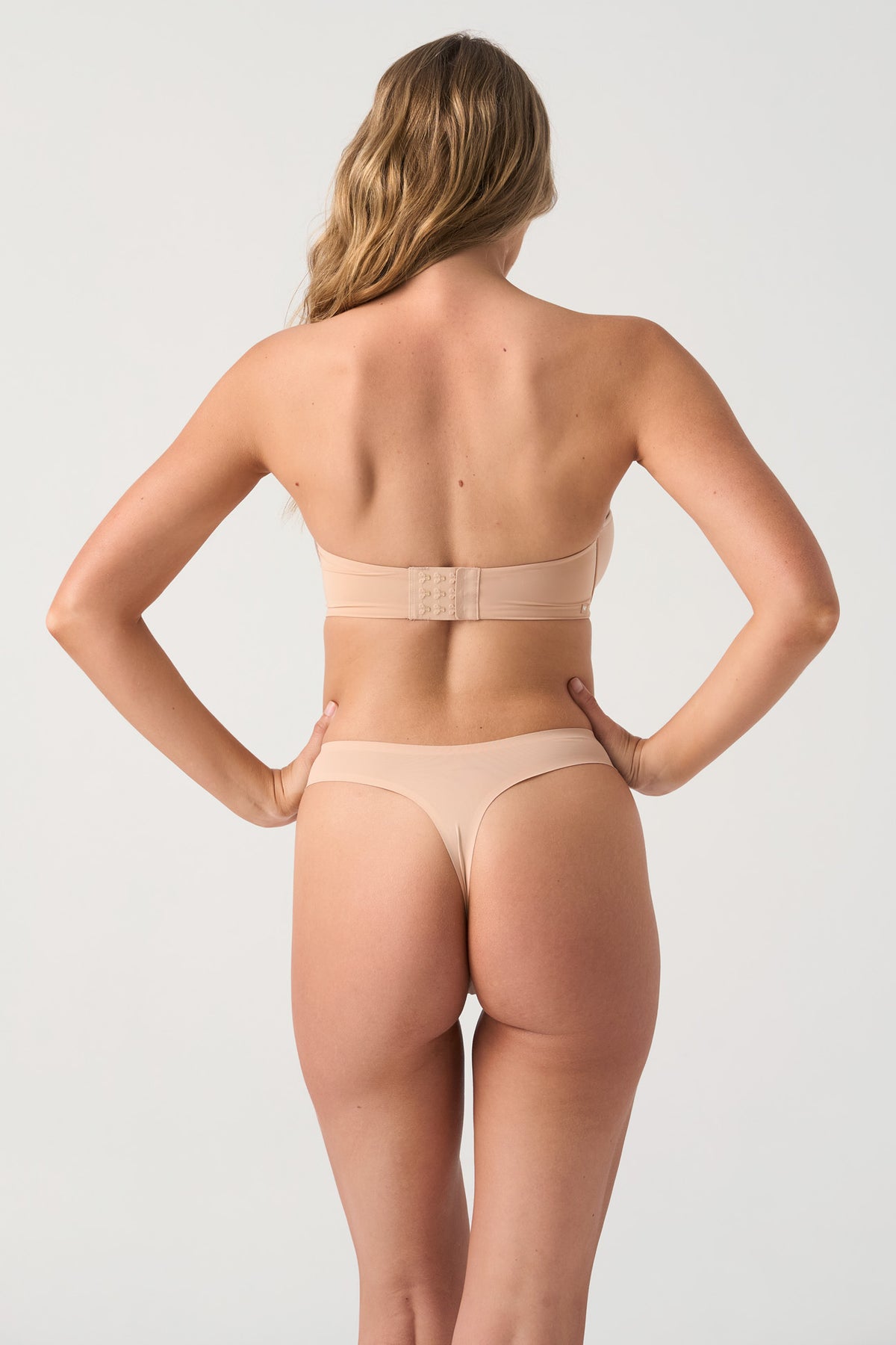 The Strapless AirShape™ Bra - Sand