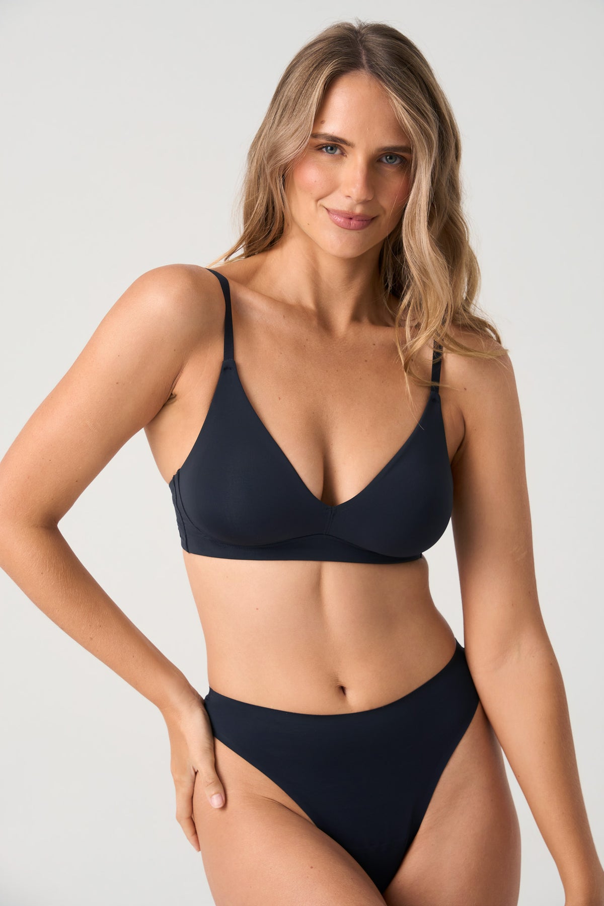 The Everyday Bralette - Black